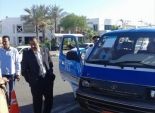 بالصور| مدير أمن جنوب سيناء يتابع التزام السائقين بالتعريفة الجديدة