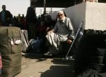أسرة مصرية على الحدود: نشم رائحة الموت حولنا