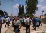 بعد فتحه لمدة 3 أيام.. مئات الفلسطينيين يتدفقون على معبر رفح البري