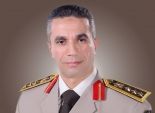 المتحدث العسكري: شيوخ سيناء سلموا أسلحة قناصة ورشاش وبنادق آلية للجيش