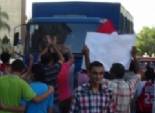 العشرات يتظاهرون ضد الإخوان بالمنصورة ويوزعون بيان 