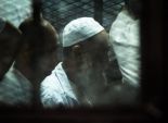 القفص الزجاجى يؤجل محاكمة «الظواهرى» وآخرين فى قضية «التنظيم الإرهابى» 