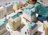 بالصور| فتاة بريطانية تصنع أول مدينة كاملة ثلاثية الأبعاد من الورق