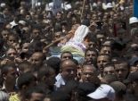 آلاف الفلسطينيين يشيعون جنازة 
