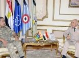 وزير الدفاع يبحث مع رئيس أركان الجيش الليبي تأمين الحدود الغربية