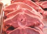  ضبط 40 كيلو من اللحوم المجمدة الغير صالحة للاستهلاك الآدمي داخل مطعمين بالمنيا 