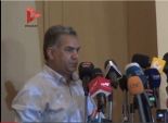 وزير الأثار يغادر مطار القاهرة متجها إلى برلين 