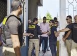 الشرطة تدخل جامعة الأزهر فرع البنات.. والقبض على طالب بحوزته 