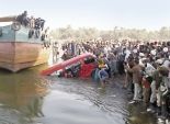 عاجل| سقوط سيارة نقل من أعلى معدية بالمنيا وأنباء عن وقوع ضحايا
