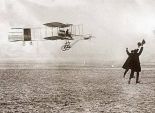 بالصور| في ذكرى اختراع أول طائرة.. العقل البشري ابتكرها 
