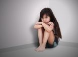 دراسة: إقدام أحد الأبوين على الانتحار يعرض الأطفال لنفس الفعل
