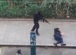 الشرطة الفرنسية تبدأ اقتحام مكان المشتبه بهما في هجوم 