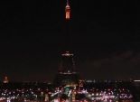 بالصور| فرنسا تطفئ برج إيفل حدادا على أرواح حادث صحيفة 
