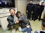 بالصور والفيديو| شاب صيني يعثر على عائلته بعد اختطافه 24 عاما