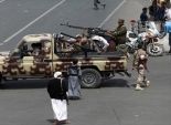 موقع يمني: اشتباكات بالأسلحة الثقيلة بين الحوثيين والمقاومة في 
