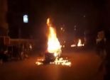 عاجل| مجهولون يشعلون النيران بإطارات في شريط سكة حديد 