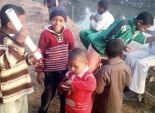بالفيديو| أطفال الصعيد يلعبون بـ«قنابل صوت»