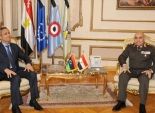 وزير الدفاع يلتقي نظيره الليبي للتنسيق الأمني بين البلدين