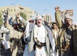 20 حوثيا يسلمون نفسهم للمقاومة الشعبية في مدينة المعلا غربي مدينة عدن
