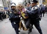 الشرطة الأمريكية تعتقل 34 شخصا في بالتيمور لتورطهم بأعمال شغب