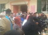تظاهرة أمام محافظة دمياط للمطالبة بإلغاء مسابقة الـ30 ألف معلم 