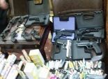 ضبط سيدة تدير محل لبيع الأسلحة النارية والبيضاء في فارسكور