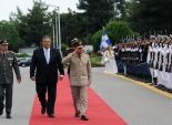 استقبال رسمي لوزير الدفاع خلال زيارته اليونان