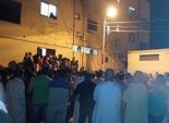 تجمهر العشرات أمام منزل مواطن بزعم تحويل منزله لكنيسة في المنيا