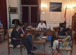 محافظ المنيا يبحث مع وفد التنمية المحلية استعدادات مؤتمر الاستثمار