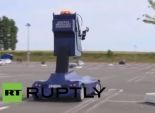 بالفيديو| تصميم سيارة فرنسية يرتفع مقعدها إلى 3.5 متر عن سطح الأرض