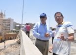 محافظ أسوان يتفقد أعمال الإنشاءات بكوبري الشيخ عيسى 