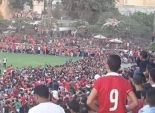 بالفيديو| لحظة اقتحام جماهير الأهلي ملعب التتش