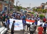 بالصور| محافظ الوادي الجديد يقود مسيرة ضمن احتفالات افتتاح قناة السويس