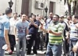 وقفة احتجاجية لأهالي أبنوب ضد تلفيق ضابط قضية مخدرات لأحد المحامين