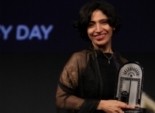 الحاصلة على جائزة أفضل مخرجة عربية فى «أبوظبى»: «الخروج للنهار» صورة حقيقية لـ«ناس مننا»