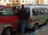 سائقو السرفيس بالمنيا يقطعون الطريق بسبب أزمة الوقود