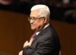  محمود عباس يبحث مع أمير قطر تطورات عملية السلام 