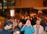  أهالي بولاق والعمرانية ينظمون وقفة تضامنية مع بورسعيد أمام محافظة الجيزة