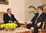 مرسي يناقش بعض الملفات الاقتصادية مع قنديل والعقدة
