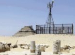 «الوطن» تكشف: أبراج محمول داخل حرم آثار سقارة
