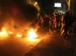 أنصار مرسي يشعلون الشماريخ أمام منزل 
