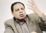 «الأسوانى» لـ«الجارديان»: مصر فى حالة حرب والإخوان فاشيون