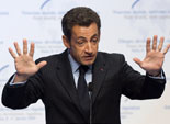 متحدث فرنسي: رئيس البلاد السابق لجأ إلى استراتيجية الهجوم المضاد