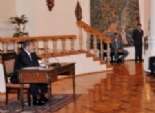 مرسي يلتقي بعدد من رجال الأعمال لبحث سبل تحفيز الاستثمار