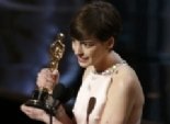 أوسكار 2013: آن هاثاواي تفوز بجائزة أفضل ممثلة مساعدة عن دورها في فيلم Les Misérables