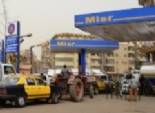 عدد من أصحاب محطات الوقود بسوهاج يهددون بالإضراب احتجاجا على نقل مدير مبيعات 