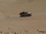 إخلاء سبيل عدد من السيارات المصرية المحتجزة بطريق أجدابيا في ليبيا بعد تدخل المخابرات الحربية