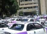 سائقو «التاكسى» يتظاهرون أمام «القبة» لتخفيض ثمن سياراتهم