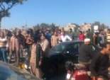 أصحاب ورش الأثاث بدمياط يقطعون طريق الشهابية اعتراضا على انقطاع الكهرباء